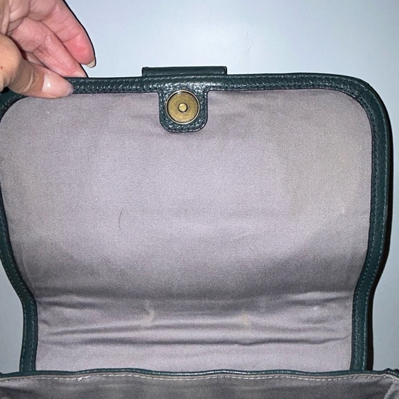 Pre loved pebbled leather fossil crossbody handbag - Picture 9 of 16